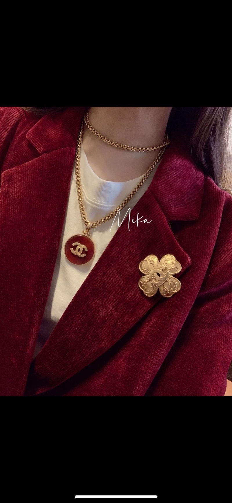 Ch**el brooches